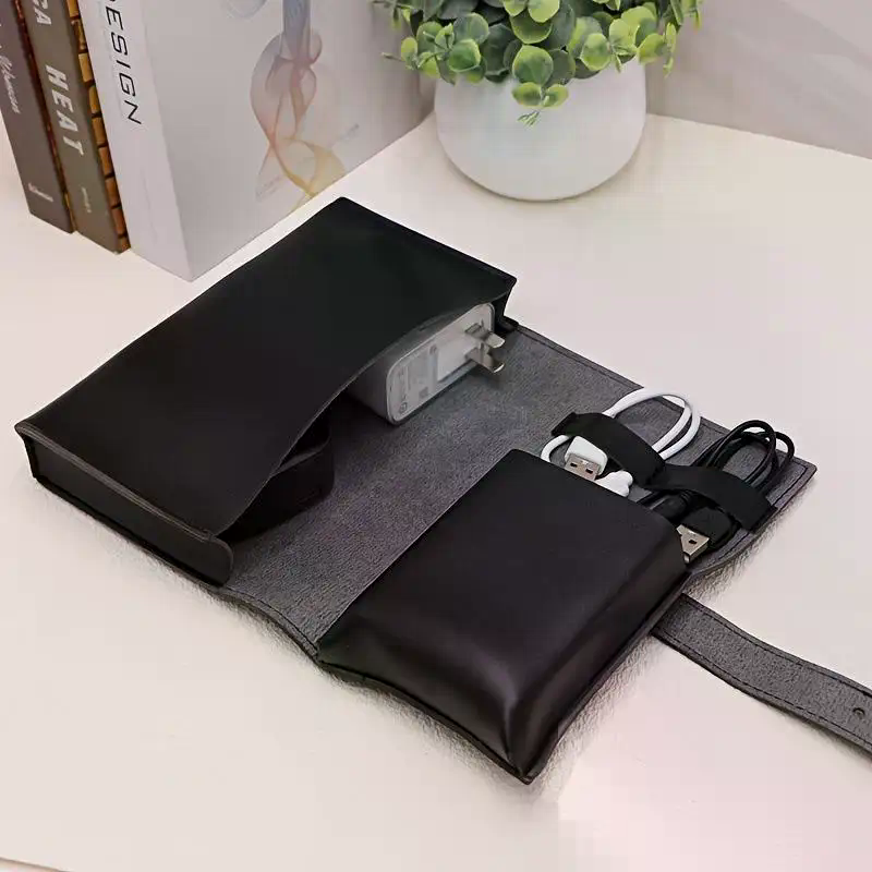 Tech Accessories Travel Case - Organizador multicompartimentos de cuero PU, funda