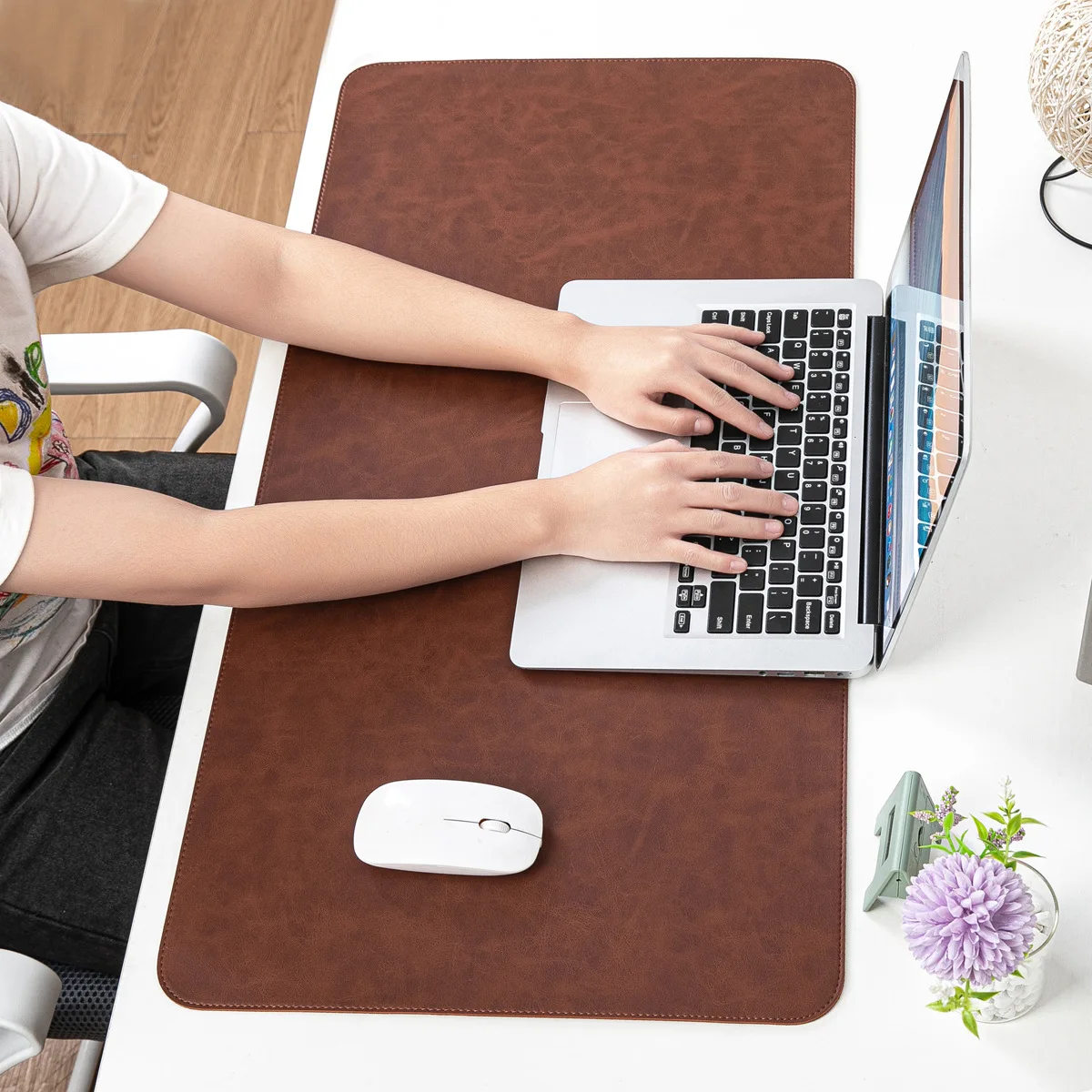 Alfombrilla de escritorio impe - Mouse Charging Pad reseña y precio